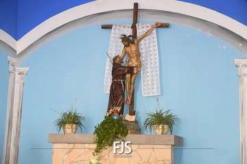 Misa y procesión religiosa en Cazadores/Francisco Javier Santana.